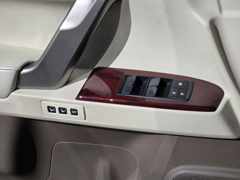 Used 2018 Lexus GX 460 Luxury image 29