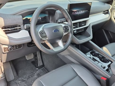 New 2027 Ford Explorer Active AWD/4WD image 10
