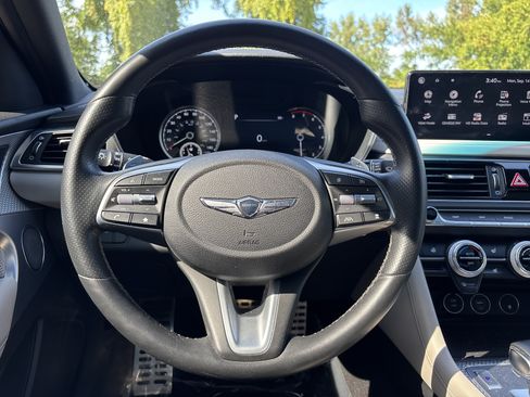 Used 2023 Genesis G70 2.0T w/ Sport Prestige Package AWD/4WD image 30