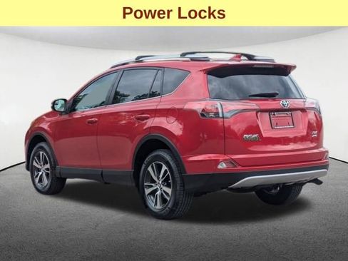 Used 2016 Toyota RAV4 XLE w/ Cargo Management Package AWD/4WD image 6