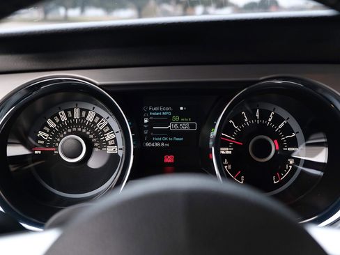 Used 2013 Ford Mustang GT Premium w/ Security Pkg image 23