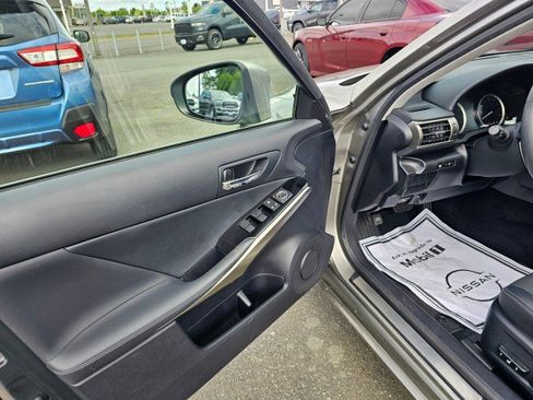 Used 2014 Lexus IS 250 image 22