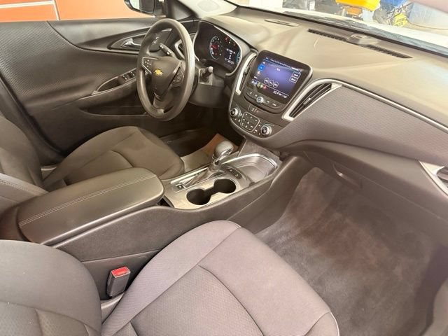Used 2024 Chevrolet Malibu LT FWD image 25