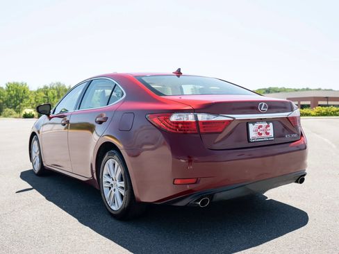 Used 2014 Lexus ES 350 w/ Premium Package FWD image 4