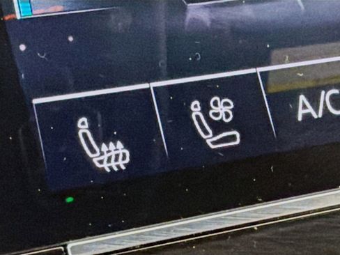 Used 2025 Audi RS Q8 performance image 22