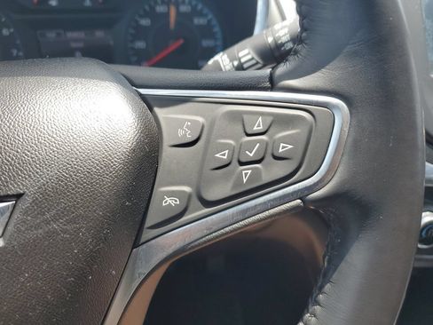 Used 2018 Chevrolet Equinox LT FWD image 20