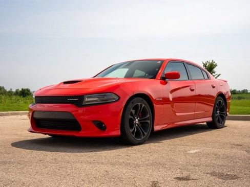 Used 2020 Dodge Charger R/T RWD image 3