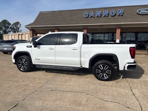 Used 2024 GMC Sierra 1500 AT4 w/ Technology Package image 3