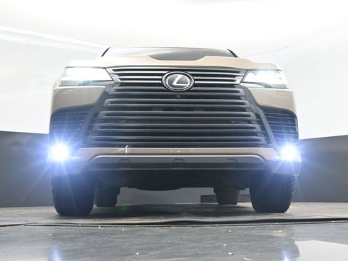 Used 2025 Lexus LX 700h Overtrail image 49