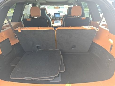 Certified 2024 Lincoln Aviator Black Label w/ Dynamic Handling Package AWD/4WD image 20