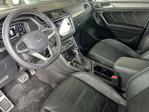 Certified 2023 Volkswagen Tiguan SEL R-Line AWD/4WD image 10