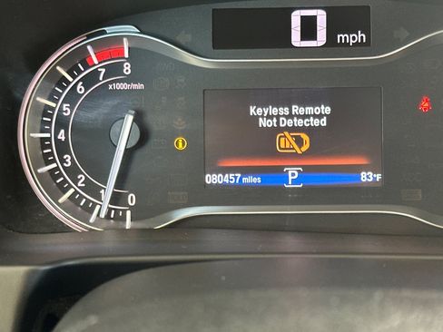 Used 2016 Honda Pilot Touring image 35