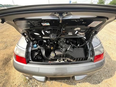 Used 2003 Porsche 911 Carrera RWD image 8