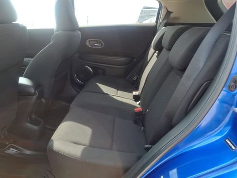 Used 2018 Honda HR-V EX image 17