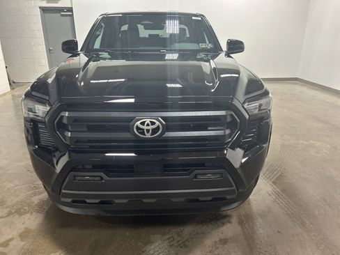 New 2025 Toyota Tacoma SR5 image 8