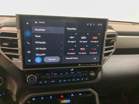 Used 2023 Toyota Tundra Limited image 15