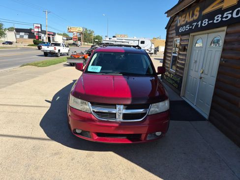 Used 2010 Dodge Journey R/T w/ Flexible Seating Group AWD/4WD image 3