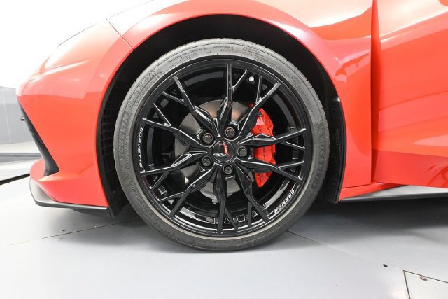 Used 2024 Chevrolet Corvette Stingray Preferred Cpe w/ Battery Protection Package RWD image 13