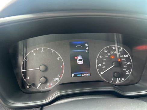 Used 2025 Toyota Corolla LE image 14