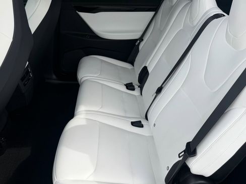 Used 2018 Tesla Model X 75D AWD/4WD image 14
