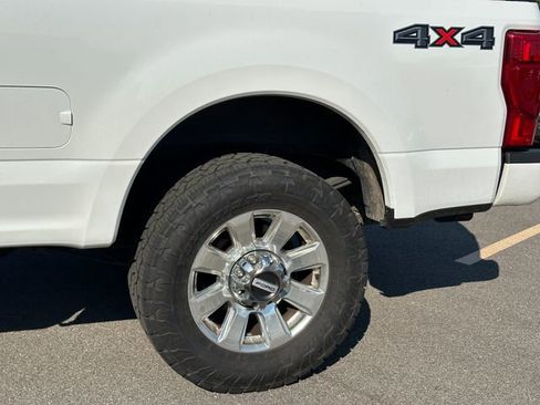 Used 2021 Ford F250 Platinum image 8