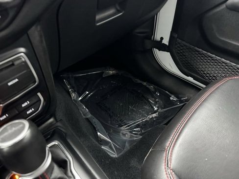 Used 2022 Jeep Gladiator Rubicon w/ LED Lighting Group image 20