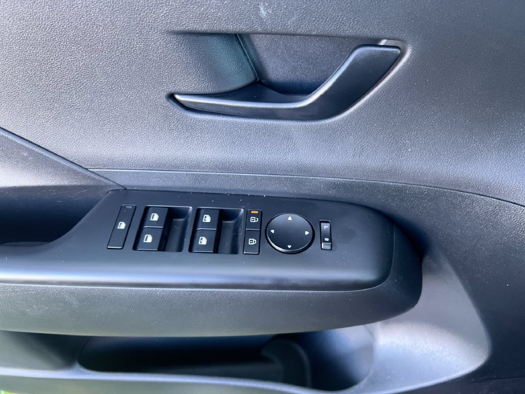 Used 2026 Hyundai Kona SEL Sport FWD image 15