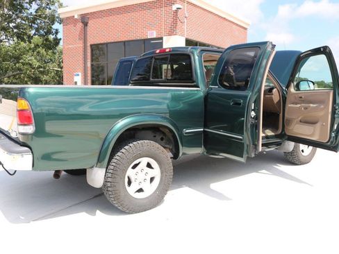 Used 2001 Toyota Tundra Limited w/ Off-Road Pkg AWD/4WD image 37