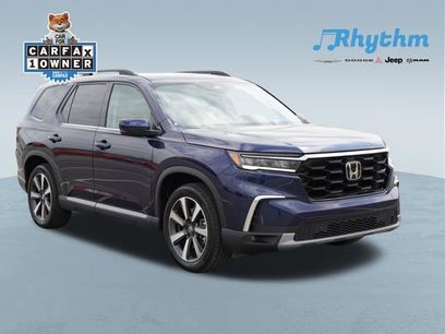 Used 2025 Honda Pilot Touring