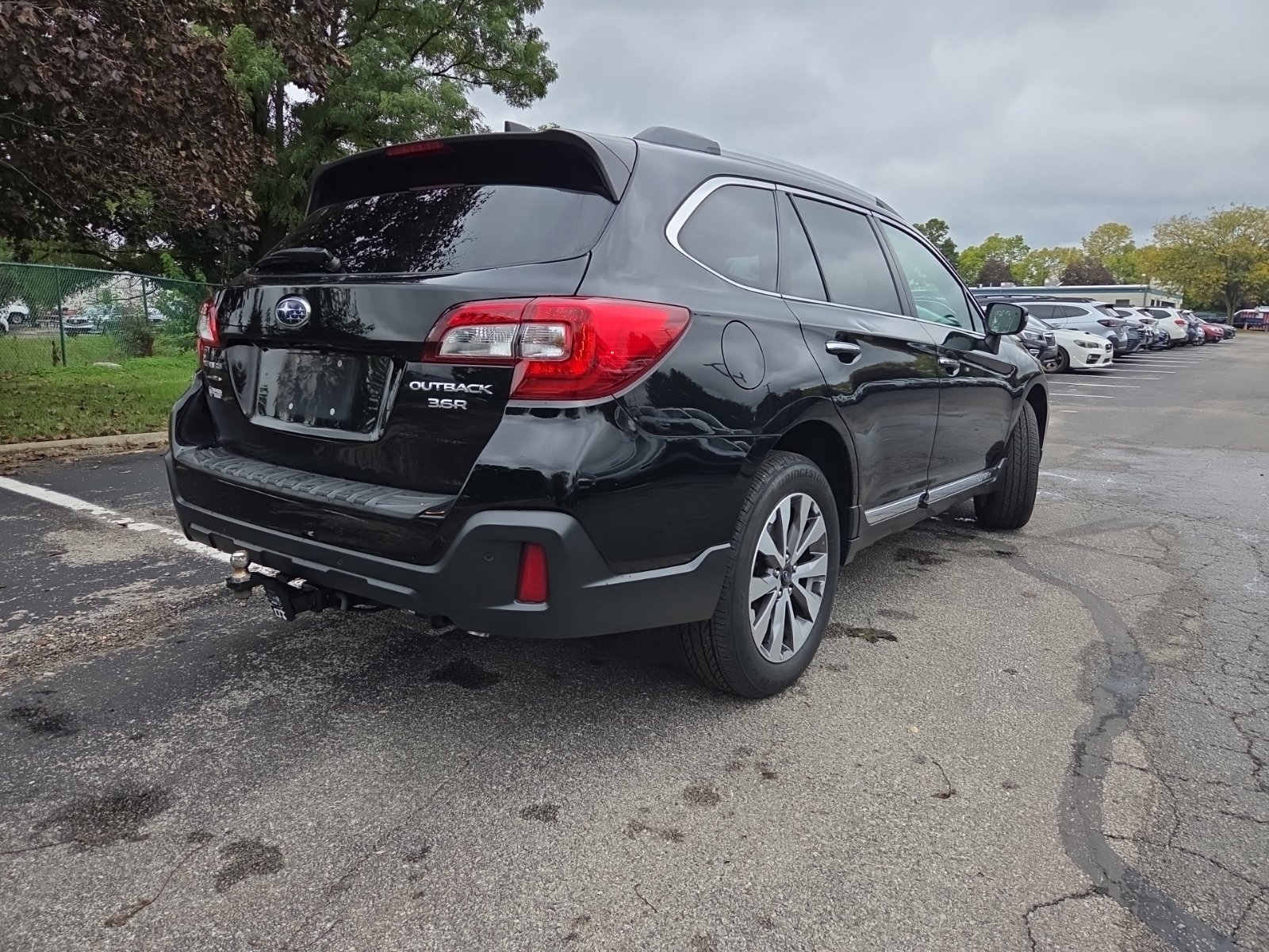 Used 2018 Subaru Outback 3.6R Touring AWD/4WD image 4