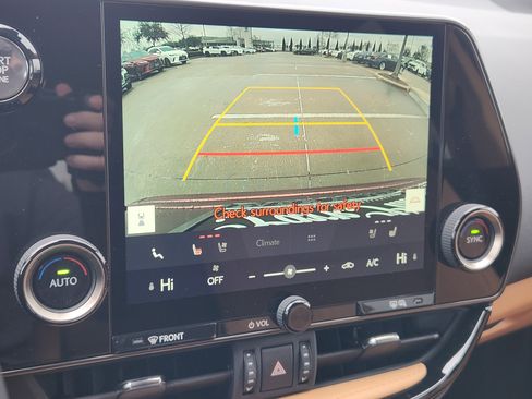 Certified 2025 Lexus NX 250 FWD w/ Premium Package image 21