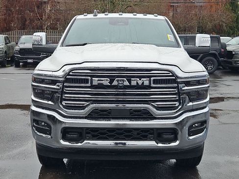 New 2026 RAM 2500 Laramie AWD/4WD image 2