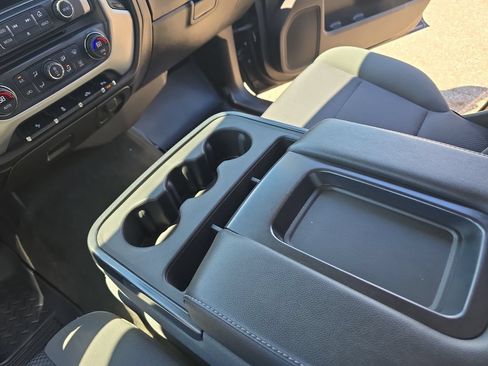 Used 2017 GMC Sierra 1500 SLE w/ SLE Value Package AWD/4WD image 24