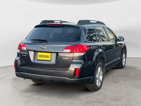Used 2013 Subaru Outback 2.5i Limited w/ Moonroof Pkg image 5