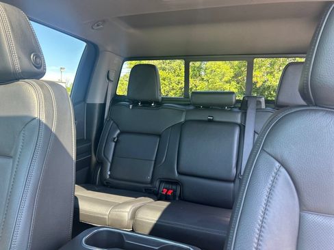 Used 2024 GMC Sierra 1500 Denali w/ Denali Reserve Package AWD/4WD image 12