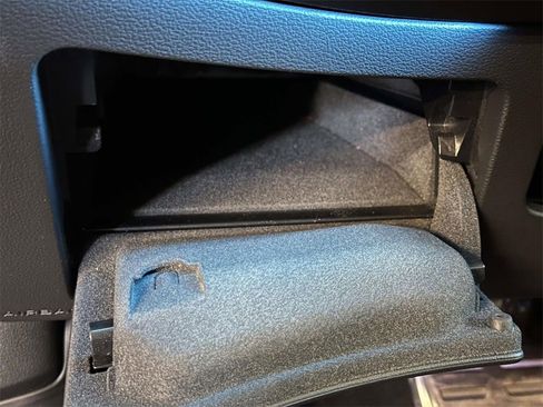 Used 2021 Audi S6 Premium Plus w/ S Sport Package image 22