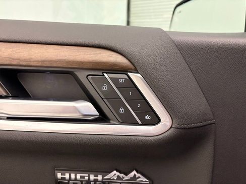 New 2026 Chevrolet Silverado 1500 High Country w/ Technology Package AWD/4WD image 5
