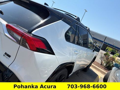 Used 2025 Toyota RAV4 XSE w/ Advanced Technology Package AWD/4WD image 5