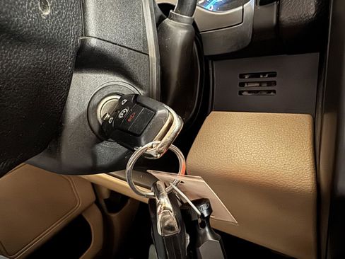 Used 2016 Ford F150 XLT w/ Equipment Group 302A Luxury image 17