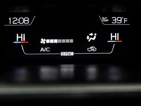 Used 2022 Subaru Forester Touring image 31