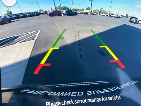 Used 2023 Ford Edge SEL image 17