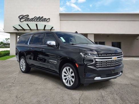 Used 2022 Chevrolet Suburban Premier image 7