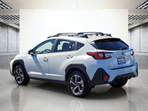 Certified 2025 Subaru Crosstrek 2.5i Premium AWD/4WD image 9