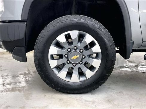Certified 2025 Chevrolet Silverado 2500 Custom w/ Custom Value Package AWD/4WD image 10