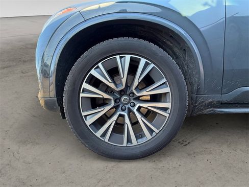 Used 2021 Volvo XC90 T6 Momentum image 9