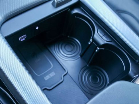 Used 2024 Hyundai Palisade Calligraphy image 29