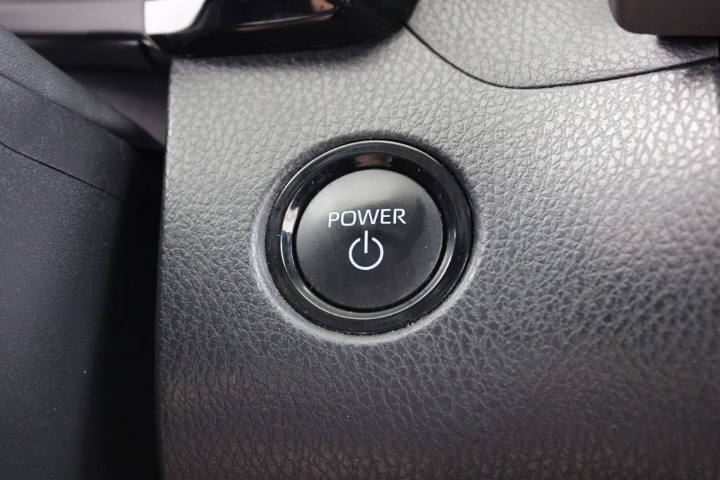 Used 2025 Toyota Camry LE FWD image 12