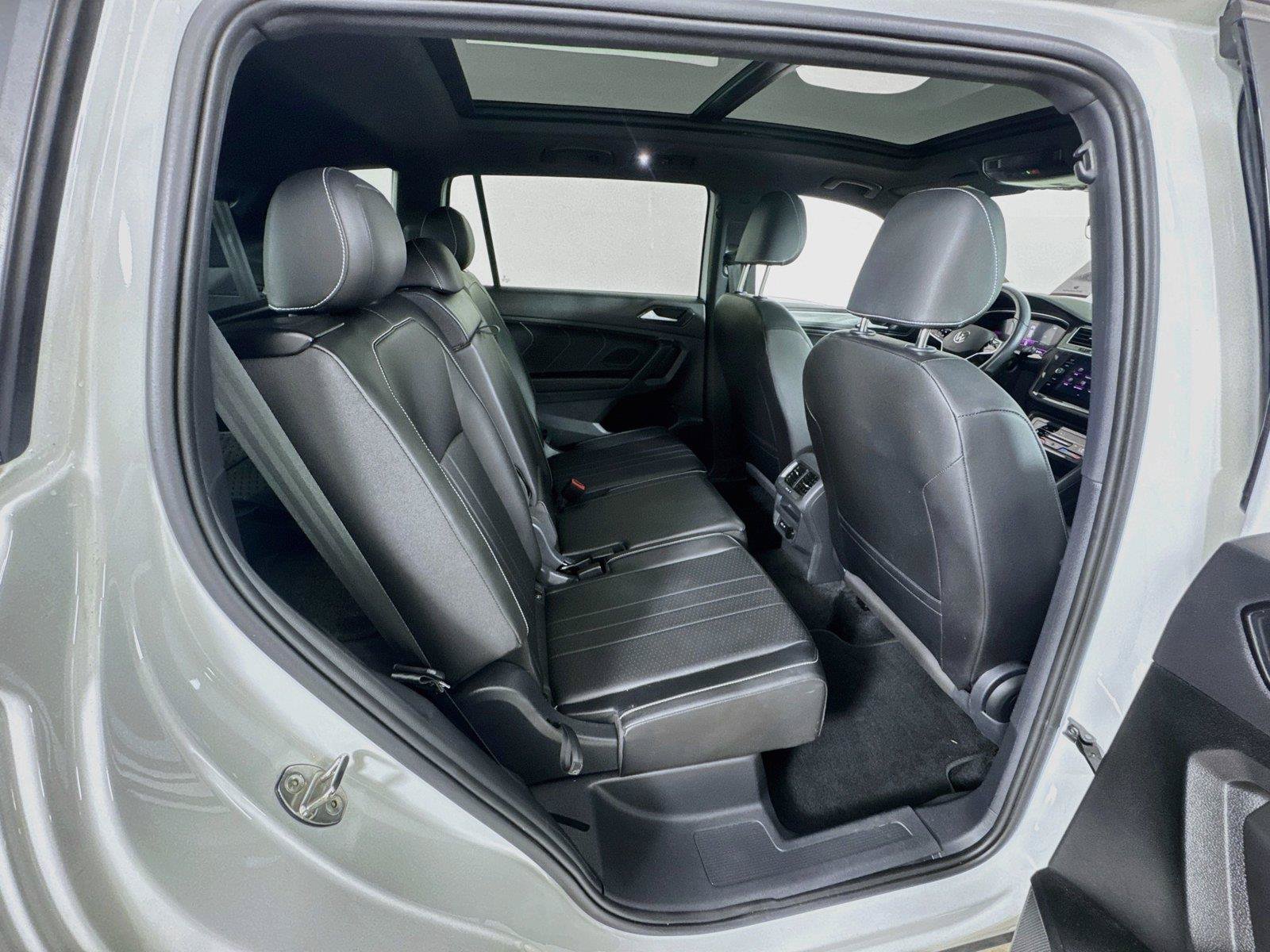 Used 2023 Volkswagen Tiguan SE R-Line FWD image 26
