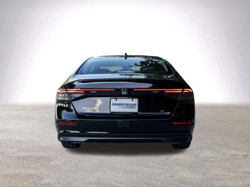 Used 2025 Honda Accord LX image 8