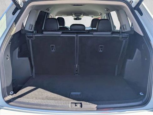 Used 2024 Volkswagen Atlas SE image 6